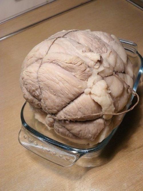 Ветчина домашняя.  Ветчину и готовое мясо в магазинах я уже давно не беру. 04