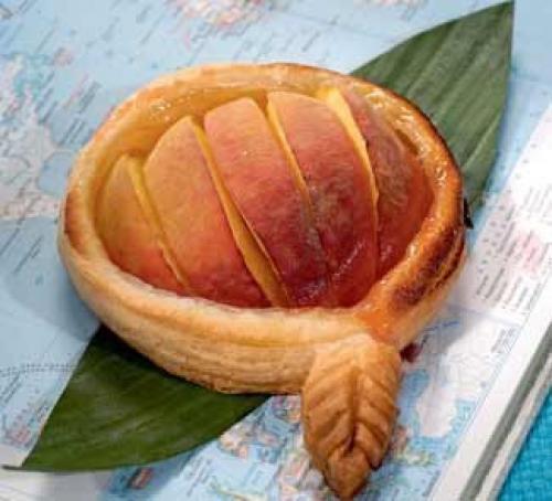 Пирожки с персиками.