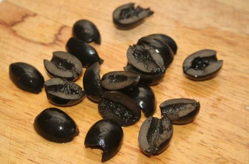 Домашний салат.  Ингредиенты к рецепту: 05