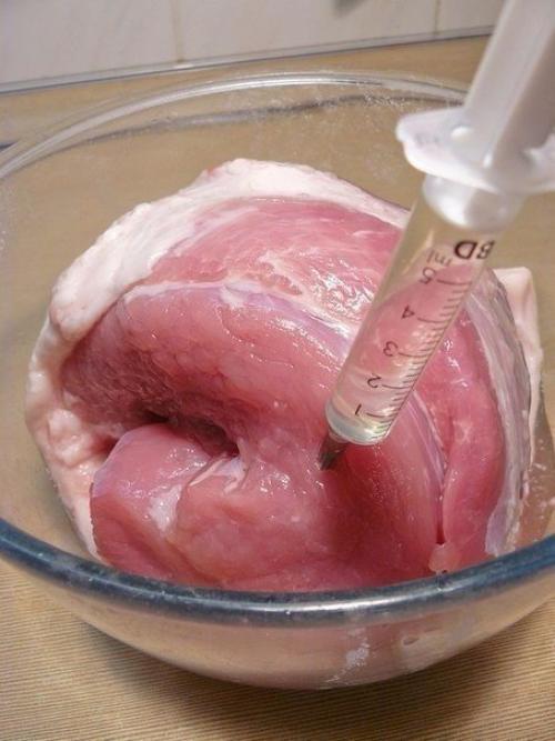 Ветчина домашняя.  Ветчину и готовое мясо в магазинах я уже давно не беру. 02