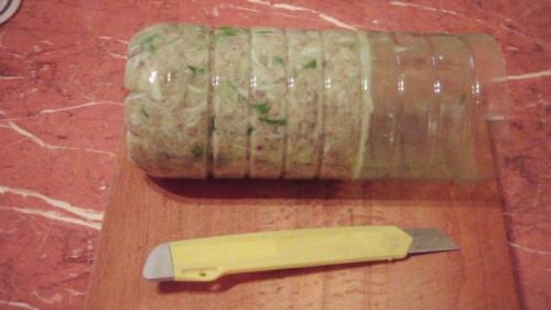 Рулет куриный. Куриный рулет или колбаса (в пластиковой бутылке).