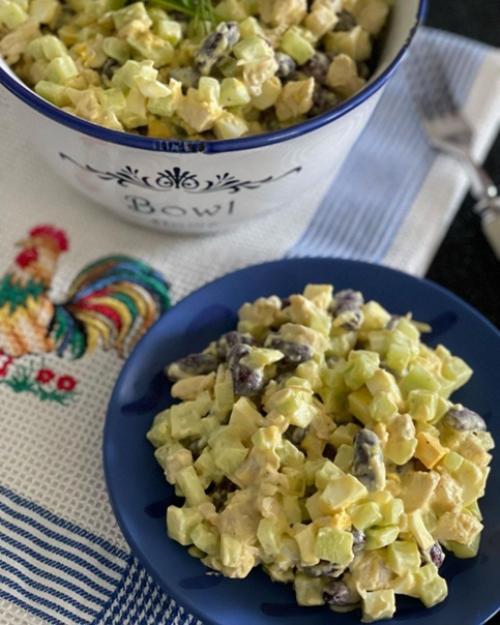 Очень вкусный, сытный, интересный салатик. 03