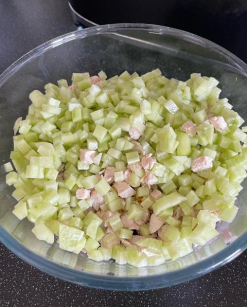 Очень вкусный, сытный, интересный салатик. 02