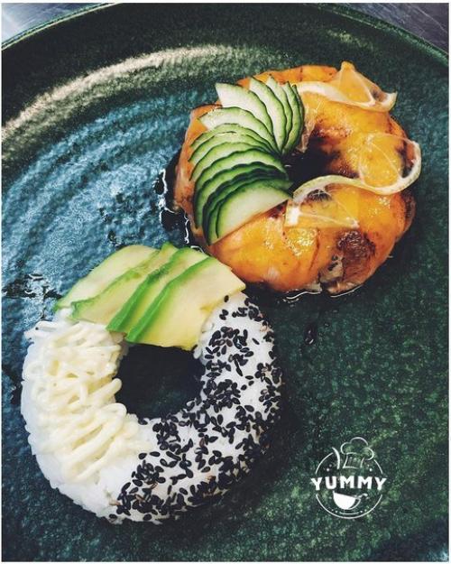 Суши - пончики - новинка японской кухни, которую уже хочется попробовать. 08