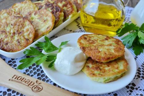 Быстрые оладьи из кабачков.