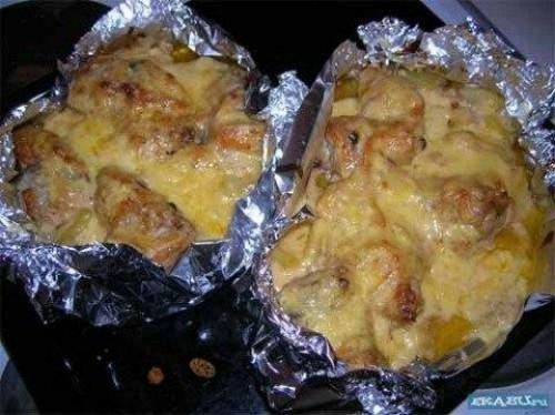 Курица в сметанном соусе.