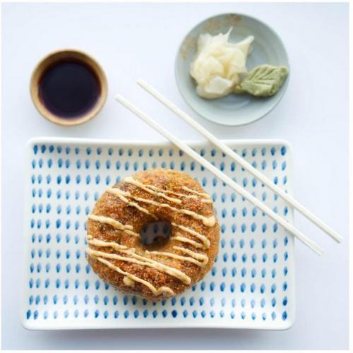 Суши - пончики - новинка японской кухни, которую уже хочется попробовать. 04