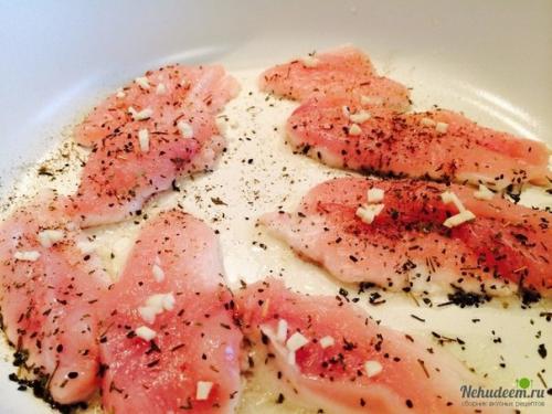 Спагетти с курицей в томатном соусе. 03