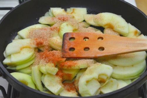 Немецкии?  яблочныи?  Панкеи?  К. 05