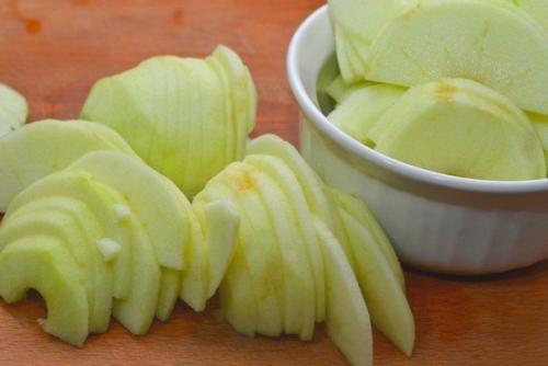 Немецкии?  яблочныи?  Панкеи?  К. 02