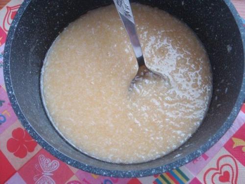 Творожной пирог с яблоками и кокосовой карамелью. 04