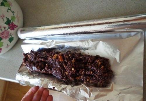 Сладкая колбаска.  Ингредиенты: 05