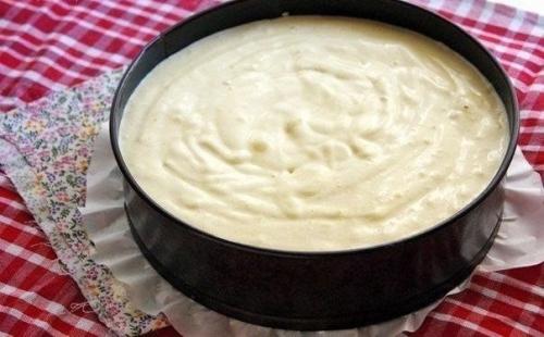 Медовый бисквит.  Очень вкусный нежный бисквит, в меру пахнет медом, тает во рту! 04