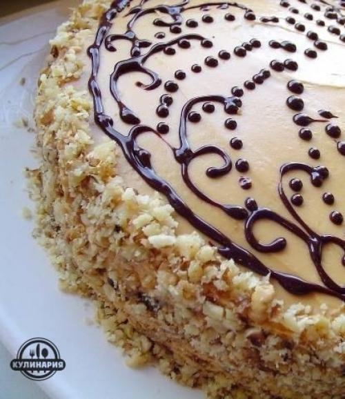 Шоколадный торт со сливочным кремом со сгущенкой. 01