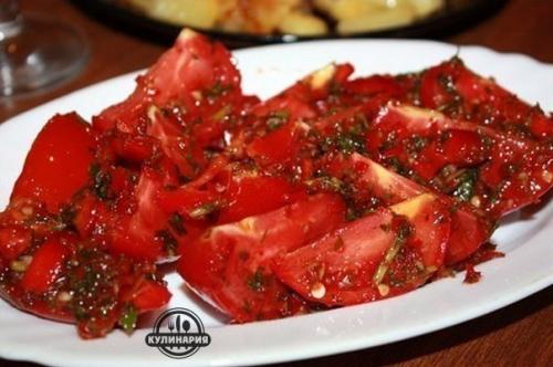 Помидоры по-корейски.

Ингредиенты: 

