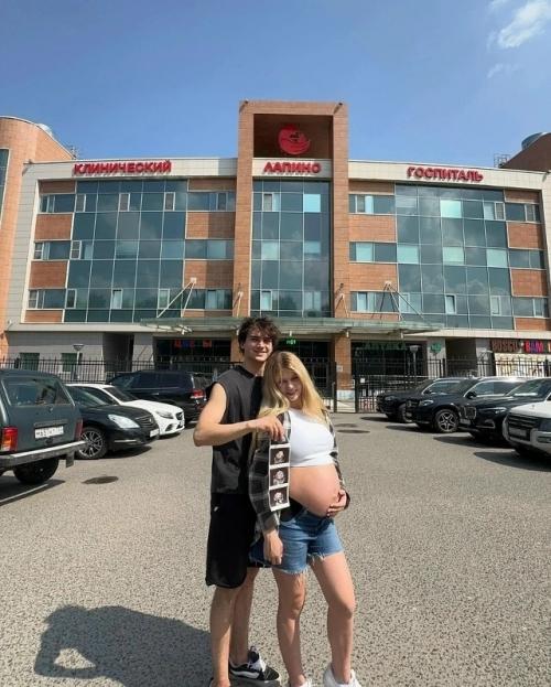 Фигуристка Александра трусова впервые мамой стала! 01