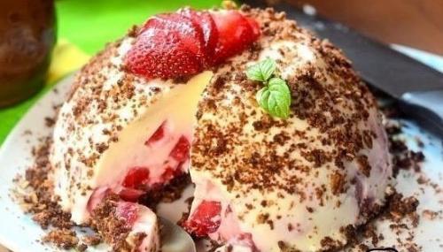 Клубничный десерт.  Ингредиенты: