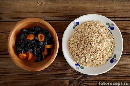 Овсяная каша.  Каша из овсяных хлопьев для здорового завтрака идеальна. 02