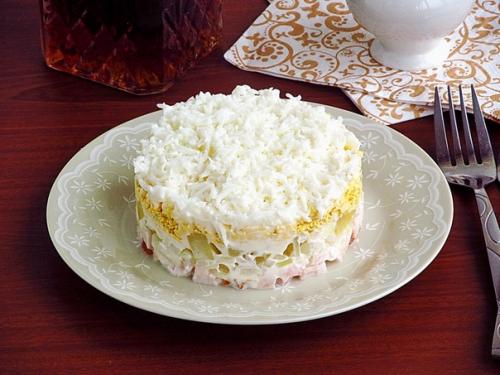 Воздушный и необыкновенно вкусный салат невеста. Воздушный и необыкновенно вкусный салат невеста.