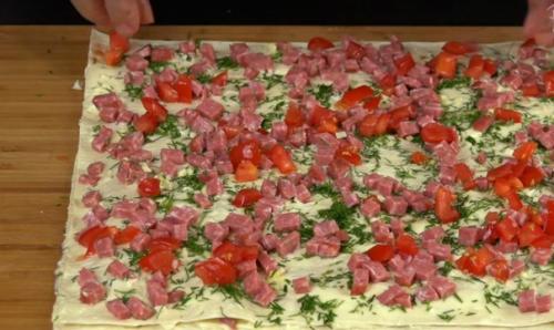 Вкусная закуска из лаваша. 04
