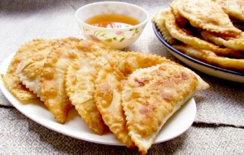 Самые вкусные и сочные чебуреки. Самые вкусные и сочные чебуреки.