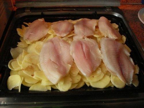 Запеканка с картофелем и рыбкой. 02