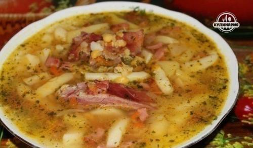 Сытный, густой, наваристый гороховый супчик.