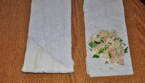 Нет ничего проще чем приготовить эти замечательные и сытные пирожки. 03