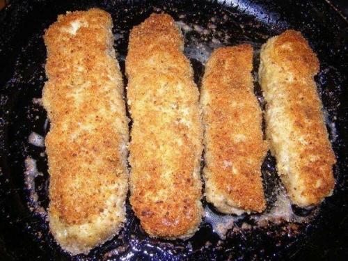 Куриные рулетики с грибами и сыром в сметанном соусе. 04
