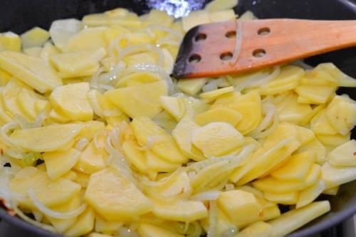 Испанская тортилья.  Ингредиенты: 03