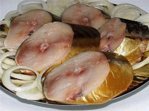 Как приготовить скумбрию холодного копчения.