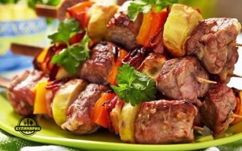 10 простых маринадов для шашлыка.