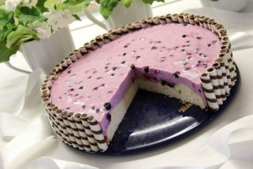 Очень воздушный, не приторный и лёгкий тортик? Очень воздушный, не приторный и лёгкий тортик?