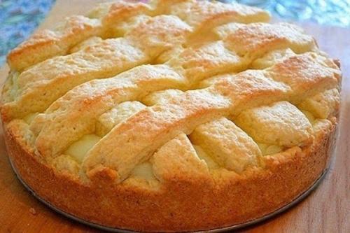 Итальянский яблочный пирог с заварным кремом. Яблочный пирог с заварным кремом.