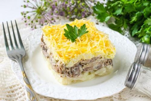 Салат Мужской Каприз с говядиной. Салат Мужской Каприз с говядиной.