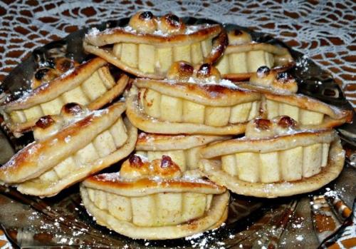 Вкусное творожное песочное печенье с яблоками и корицей. 02