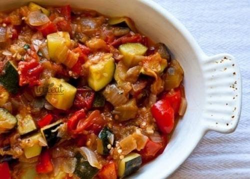 Рататуй.  Ингредиенты.  Базилик 1/2 пучка.