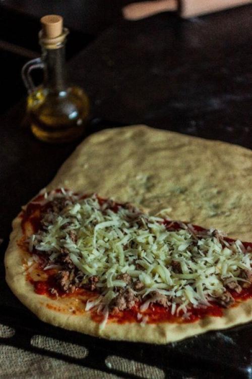 Закрытая пицца кальцоне. 03