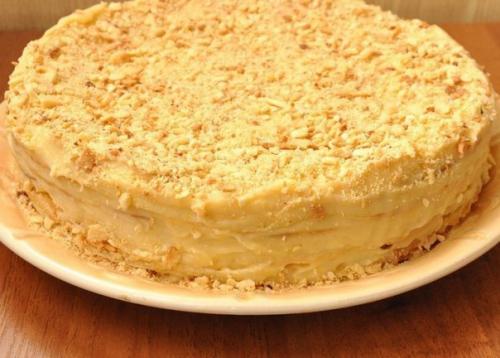 Наполеон. Ингредиенты: Тесто: 2 яйца, 150 мл воды, 300 г сливочного масла, 1/2 ст. 03 Наполеон. Ингредиенты: Тесто: 2 яйца, 150 мл воды, 300 г сливочного масла, 1/2 ст. 03