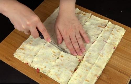 Вкусный рецептик из лаваша с начинкой. 07