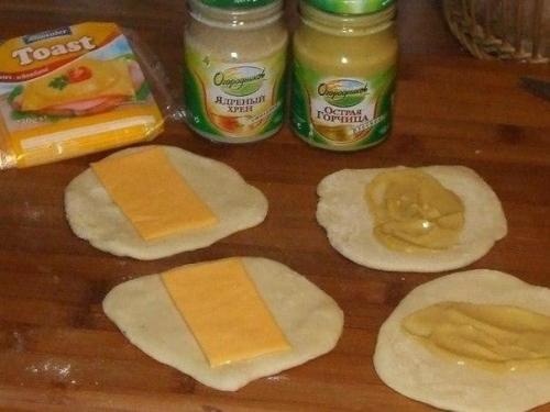 Ленивые пирожки с сосисками. 02