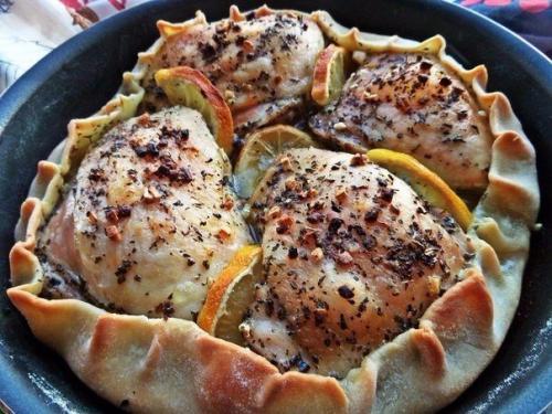 Курица, запечённая в съедобной тарелке. 01