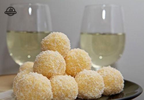 Сырные шарики.  Ингредиенты: