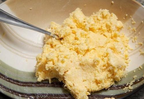 Сырные шарики.  Ингредиенты: 04