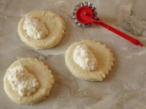 Домашние сочники с творогом. 07