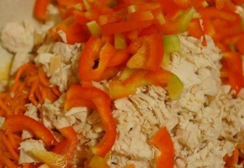 Салат с курицей и морковью по-корейски. 05