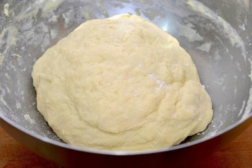 Пирожки с творогом и изюмом. 06