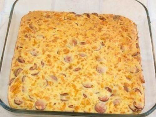 Пирог с сыром и сосисками на завтрак. 02