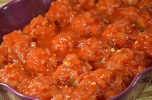 Американские тефтельки?   - 500 г мясного фарша (идеально подойдет смесь из свинины и куриного Филе, но можно использовать и говяжий фарш);. 04