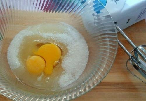 Мы готовим вкусно и просто отличный десерт к семейным чаепитиям! 01